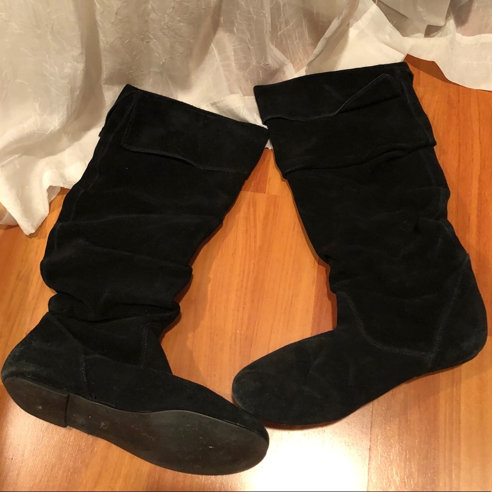 Black suede boots